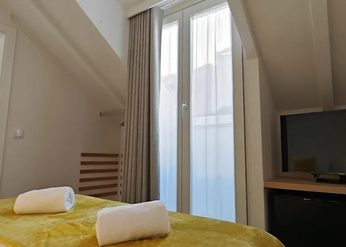 Pensionat Correio Velho Suites Iii *